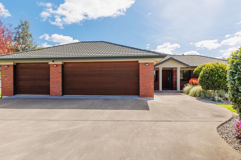 Photo of property in 17 William Donald Drive, Solway, Masterton, 5810
