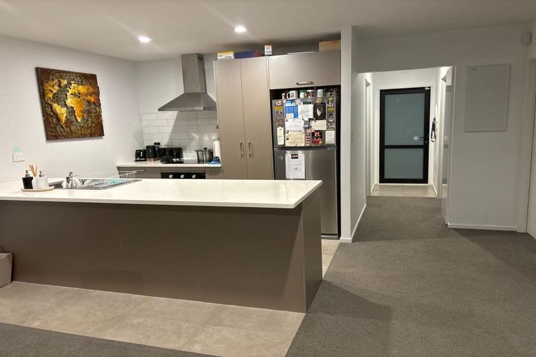 Photo of property in 5 Tarapuke Lane, Papakura, 2110