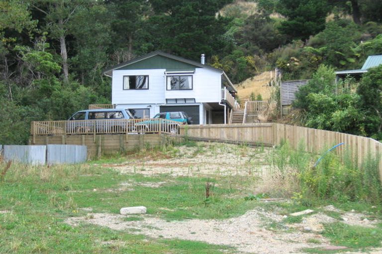 Photo of property in 16 Hillside Drive, Maoribank, Upper Hutt, 5018