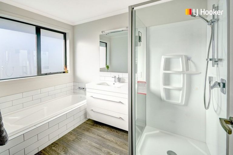 Photo of property in 6 Silverview Place, Mosgiel, 9024