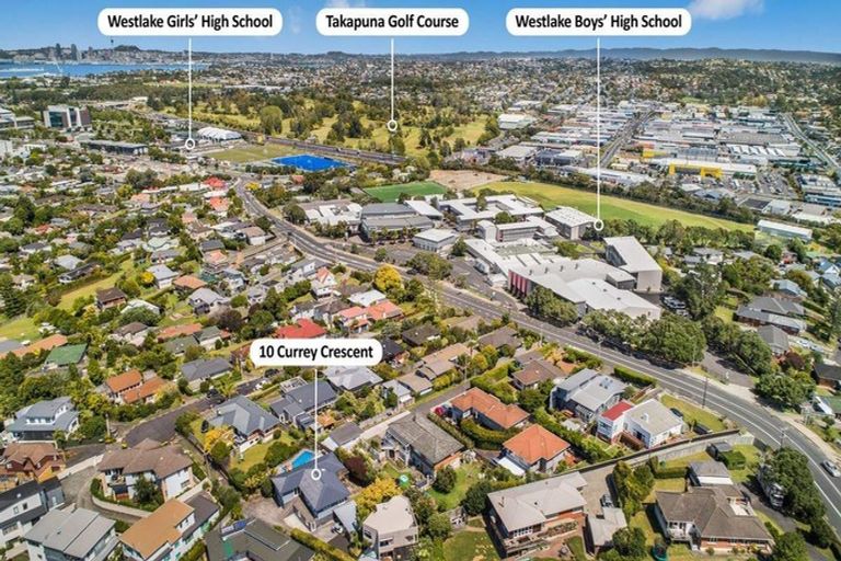 Photo of property in 10 Currey Crescent, Milford, Auckland, 0620