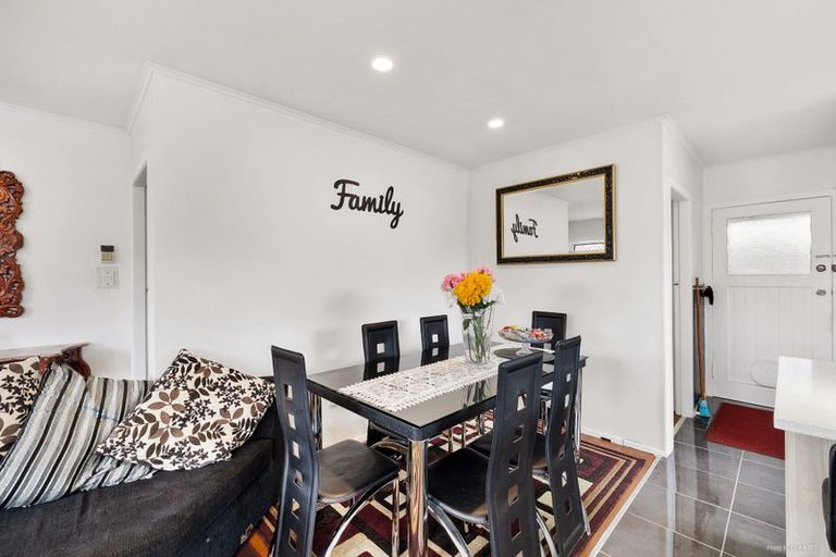 Photo of property in 3 Hunua Road, Papakura, 2110