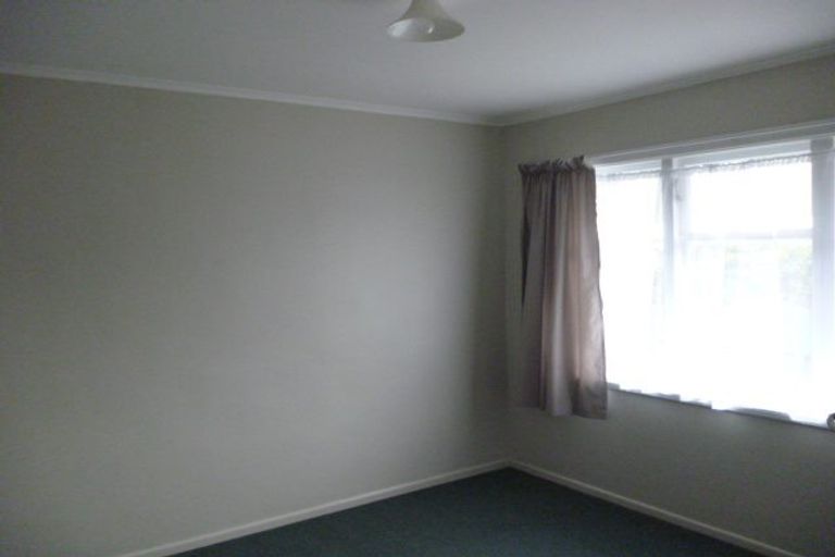 Photo of property in 35 Dunns Street, Silverstream, Upper Hutt, 5019