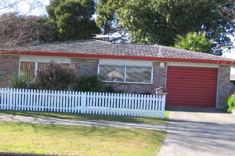 Photo of property in 13a Bunnythorpe Road, Papakura, 2110