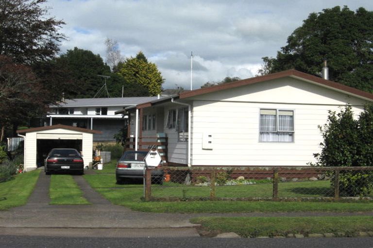 Photo of property in 20a Okoroire Street, Tirau, 3410