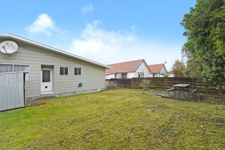 Photo of property in 11a Hartford Crescent, Totara Park, Upper Hutt, 5018