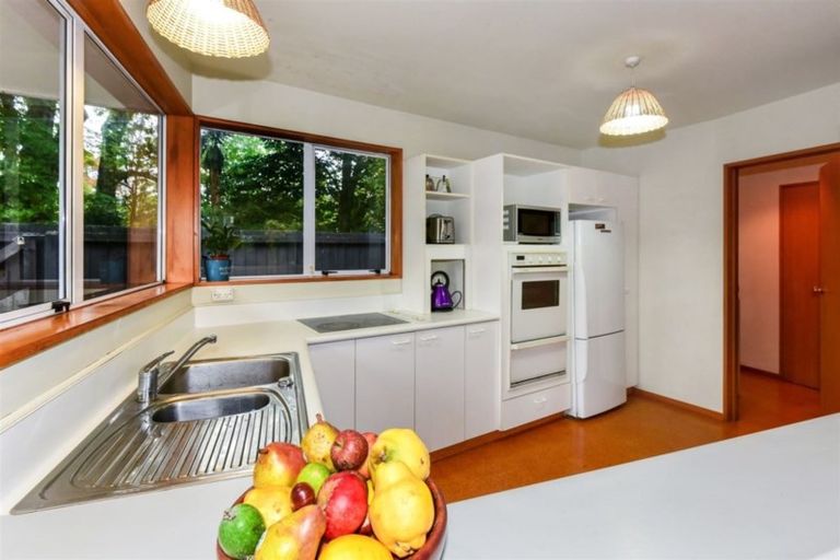 Photo of property in 12 Ilam Park Place, Ilam, Christchurch, 8041