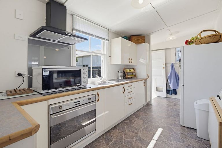 Photo of property in 5 Queen Street, Paeroa, 3600