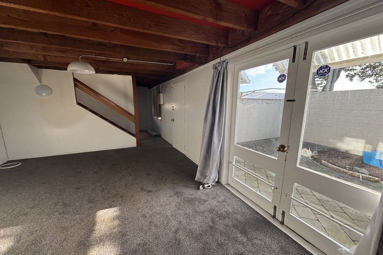 Photo of property in 6/118-122 Randwick Road, Moera, Lower Hutt, 5010