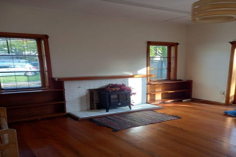 Photo of property in 1/49 Albert Road, Devonport, Auckland, 0624