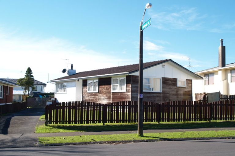 Photo of property in 66 Hokianga Street, Mangere East, Auckland, 2024