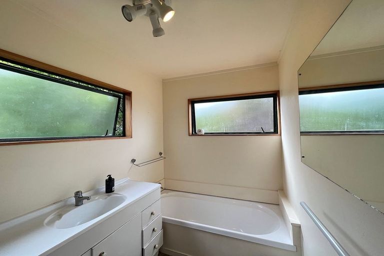 Photo of property in 123 Beach Haven Road, Beach Haven, Auckland, 0626