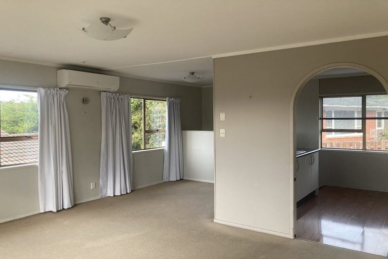 Photo of property in 1/83 Daffodil Street, Titirangi, Auckland, 0604