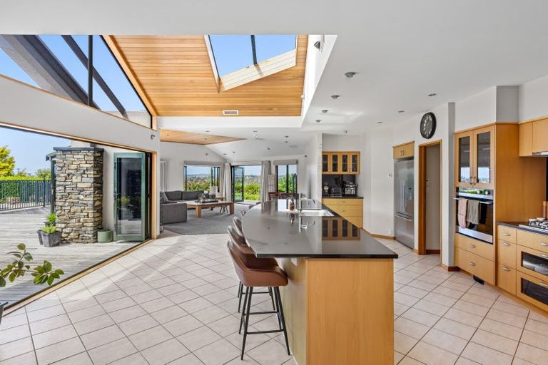 Photo of property in 115 Grand Drive, Orewa, 0931