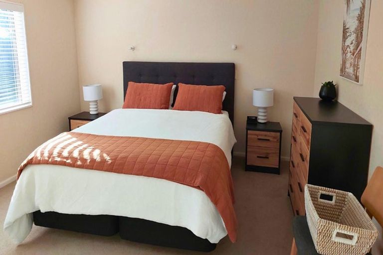 Photo of property in 2 Grevillea Place, Mount Maunganui, 3116