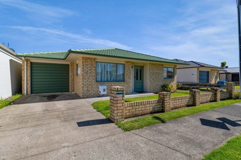 Photo of property in 21 Clemow Road, Fitzroy, New Plymouth, 4312