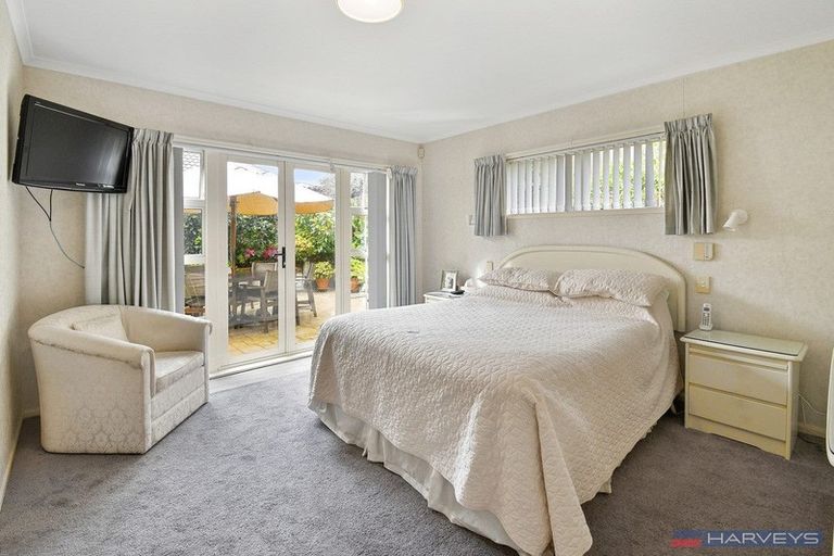 Photo of property in 4b Stewart Gibson Place, Manurewa, Auckland, 2105