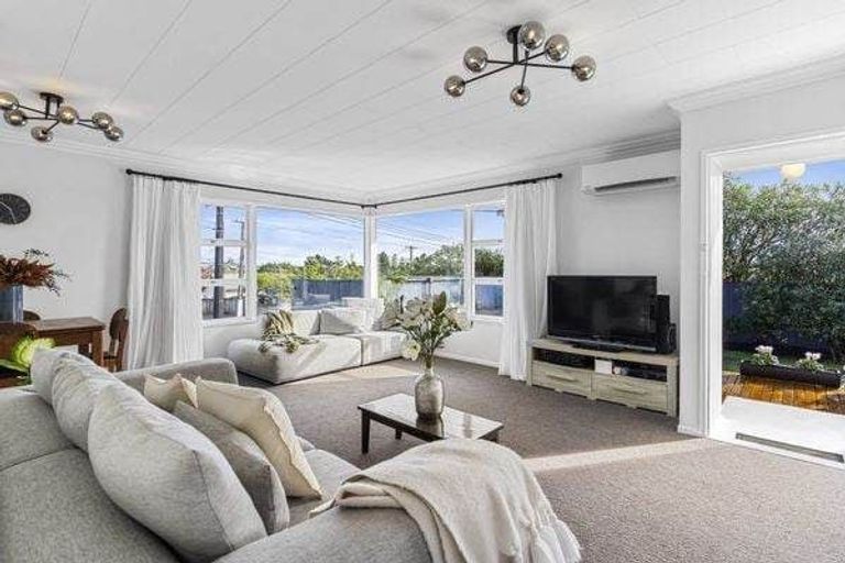 Photo of property in 1/29 Mahara Avenue, Birkenhead, Auckland, 0626