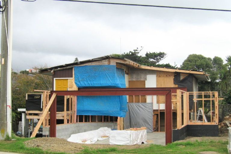 Photo of property in 4 Tahi Road, Paraparaumu Beach, Paraparaumu, 5032