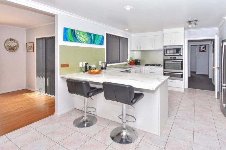 Photo of property in 3 Bowen Street, Manurewa East, Auckland, 2102