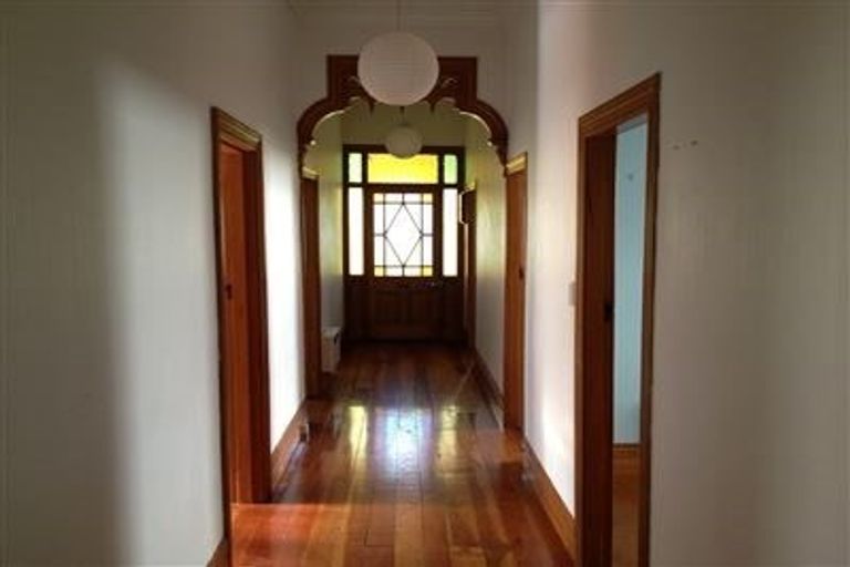 Photo of property in 5 Rutland Road, Stanley Point, Auckland, 0624
