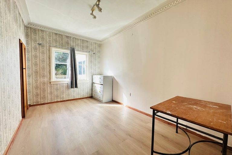 Photo of property in 39 Cambridge Terrace, Papatoetoe, Auckland, 2025