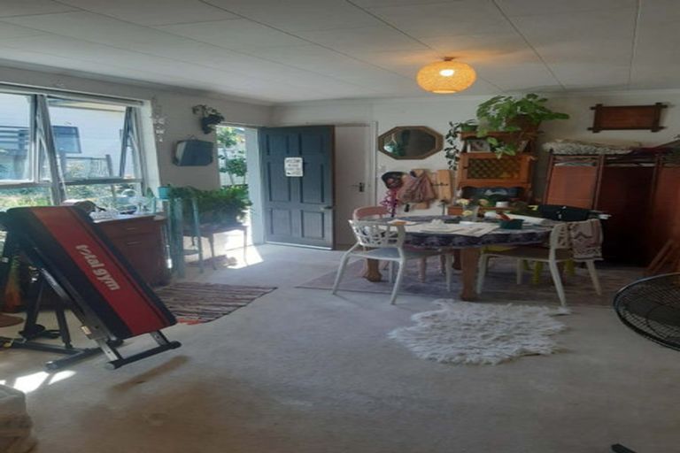 Photo of property in 7 Ranui Street, Waikawa, Picton, 7220
