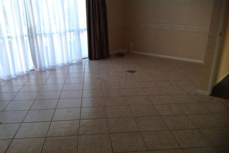 Photo of property in 107a Litten Road, Cockle Bay, Auckland, 2014