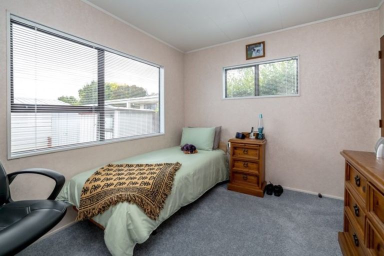 Photo of property in 8 Deller Grove, Silverstream, Upper Hutt, 5019