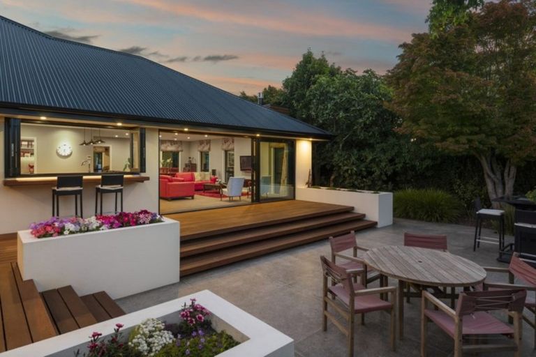 Photo of property in 63 Wai-iti Terrace, Burnside, Christchurch, 8052