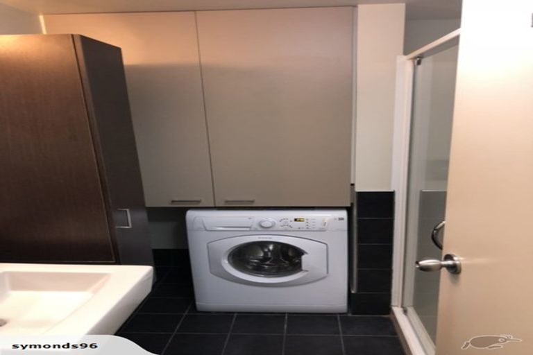 Photo of property in 96 Symonds Street, Royal Oak, Auckland, 1061