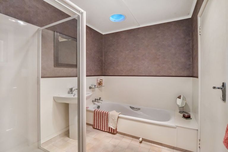 Photo of property in 2 Glandwr Crescent, Whanganui East, Whanganui, 4500