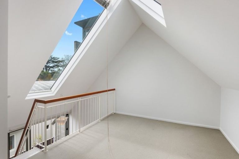 Photo of property in 9/868 Colombo Street, Christchurch Central, Christchurch, 8013