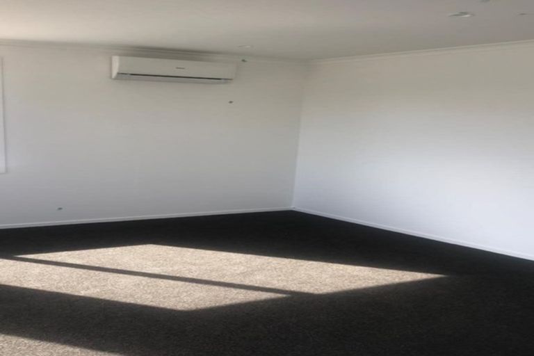 Photo of property in 16 Foley Grove, Pyes Pa, Tauranga, 3110
