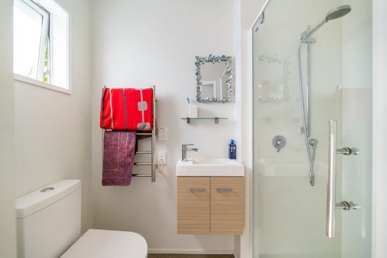 Photo of property in 3 Waitohu Road, York Bay, Lower Hutt, 5013