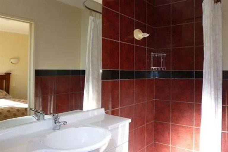 Photo of property in 24 Wayside Avenue, Burnside, Christchurch, 8053