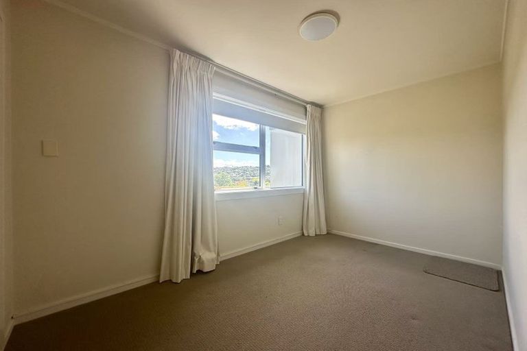Photo of property in 19 Newhaven Terrace, Mairangi Bay, Auckland, 0630