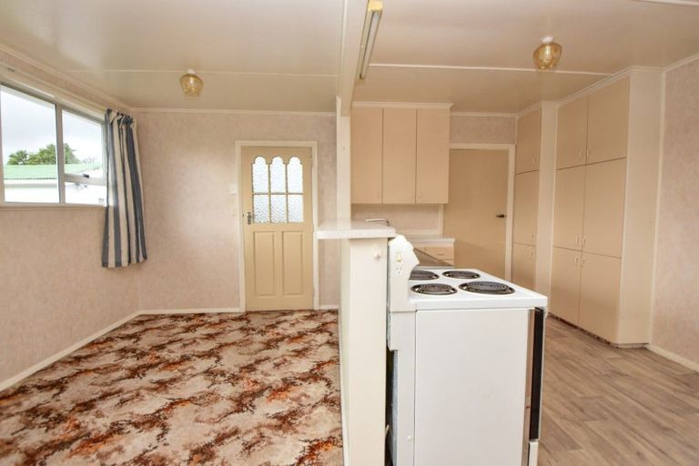 Photo of property in 25 Diamond Street, Carterton, 5713