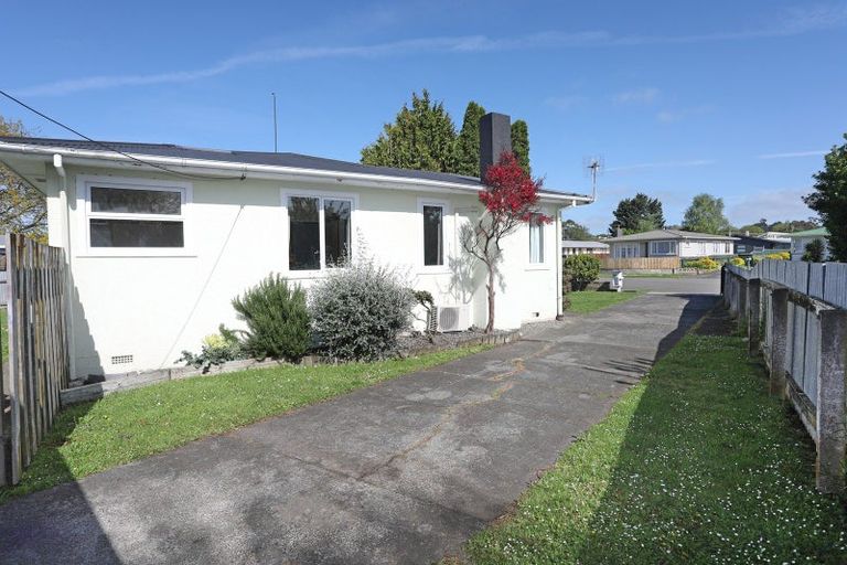 Photo of property in 14 Freyberg Street, Feilding, 4702