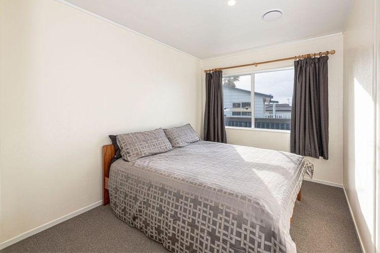Photo of property in 124 Boundary Road, Clover Park, Auckland, 2019