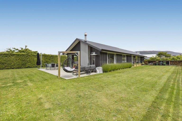 Photo of property in 10 Rifleman Street, Albert Town, Wanaka, 9305