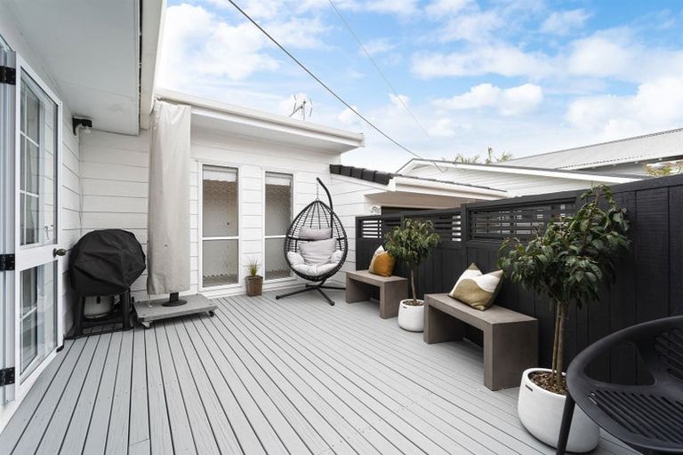 Photo of property in 35a Stanley Avenue, Milford, Auckland, 0620