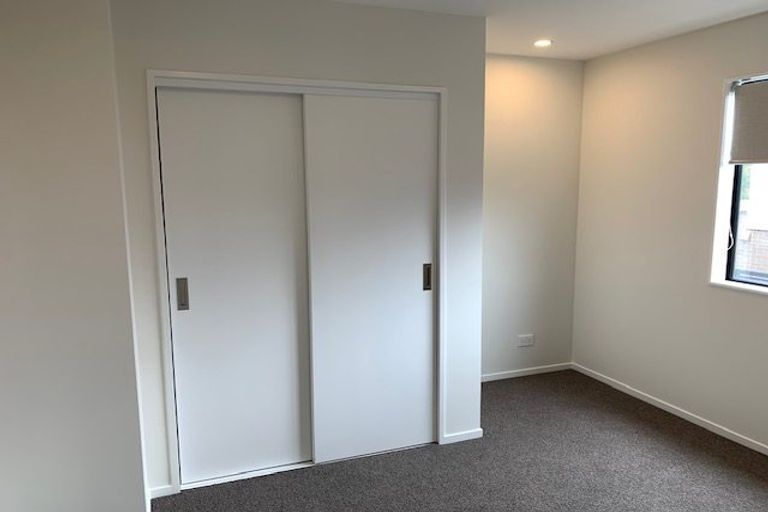 Photo of property in 6 Hoopers Road, Glen Eden, Auckland, 0602