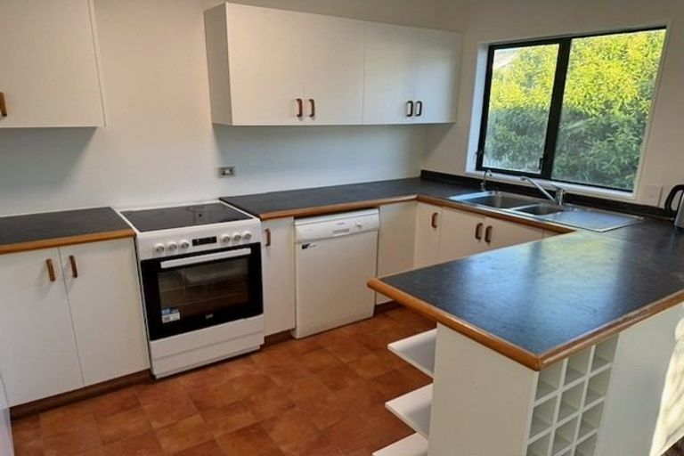 Photo of property in 1/37 Compton Crescent, Taita, Lower Hutt, 5011