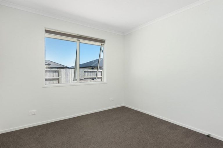 Photo of property in 30 Livingstone Drive, Papamoa Beach, Papamoa, 3118