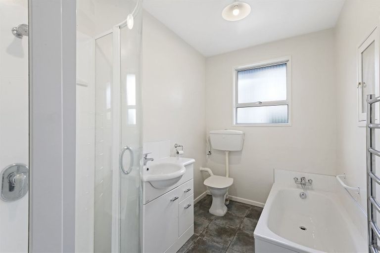 Photo of property in 167 Wairakei Road, Bryndwr, Christchurch, 8053