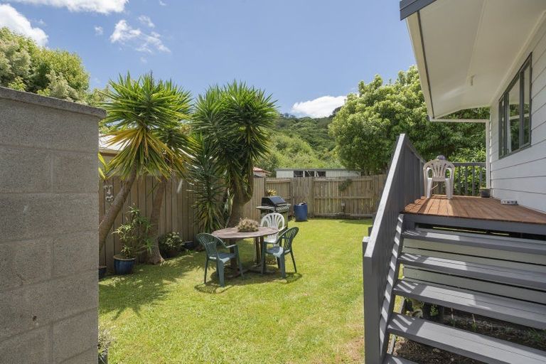 Photo of property in 82 Esmeralda Street, Welcome Bay, Tauranga, 3112