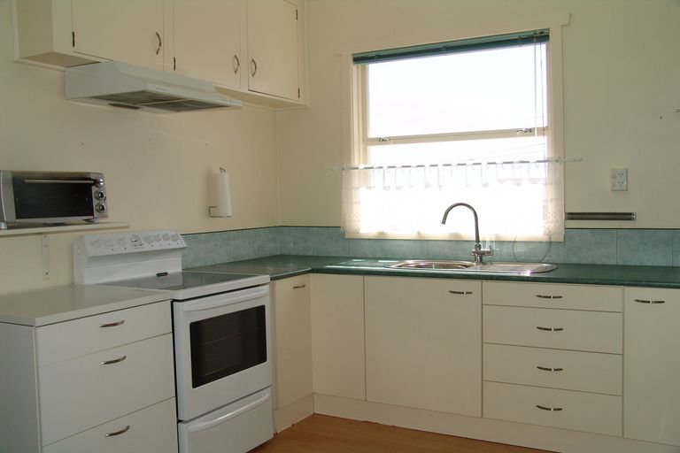 Photo of property in 2 College Street, Te Awamutu, 3800