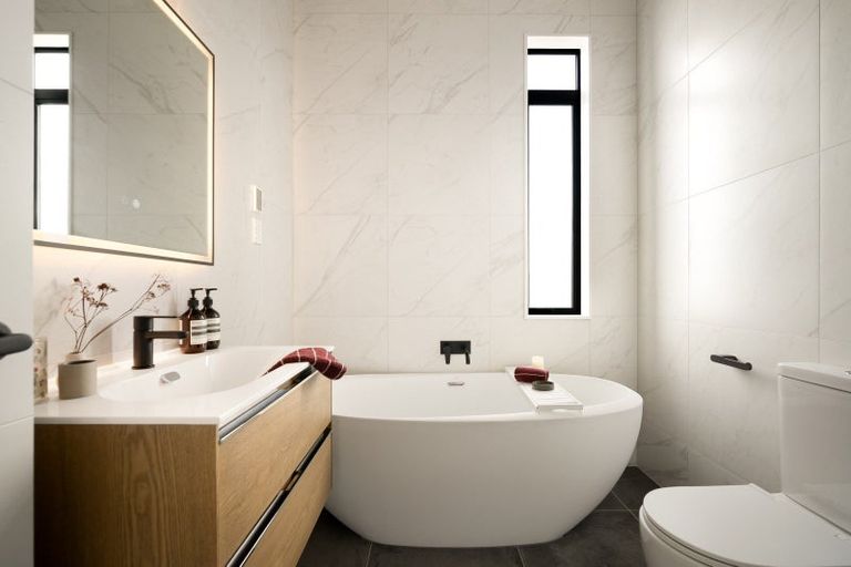 Photo of property in 2 Skua Road, Hobsonville, Auckland, 0616