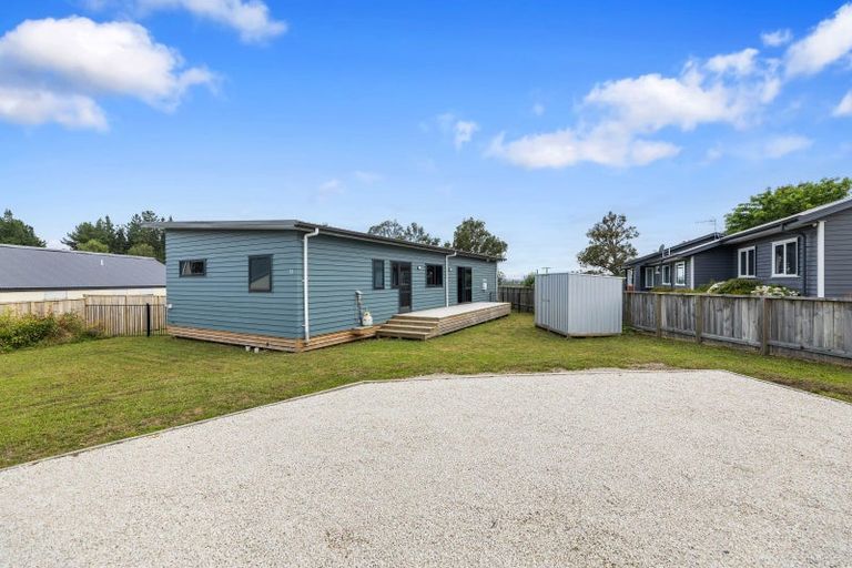 Photo of property in 71 John Norrie Place, Motuoapa, 3382